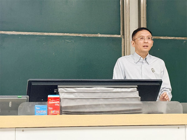 金秋为序与法同行-三法所连续捐设“三法奖学金”-助力南审“法学”学子启航-3 金秋为序与法同行-三法所连续捐设“三法奖学金”-助力南审“法学”学子启航-3